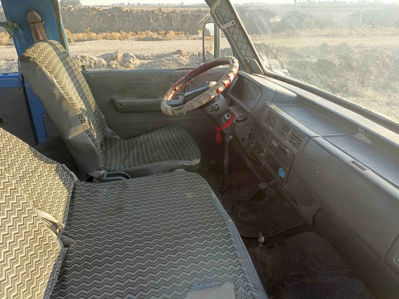 مساء الخير سياره كيه موديل 94كفاله عامه كير واكسن وشاصي وتخم تأير محرك تحويل مباشر رقم الهاتف ***********
