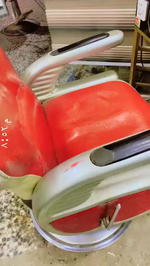 كرسي ٢
ميز ٢
مري٢ السعر ٢٥٠
عنوان بغداد الدوره
للستفسار اتصل ع رقم

0776 375 0250
