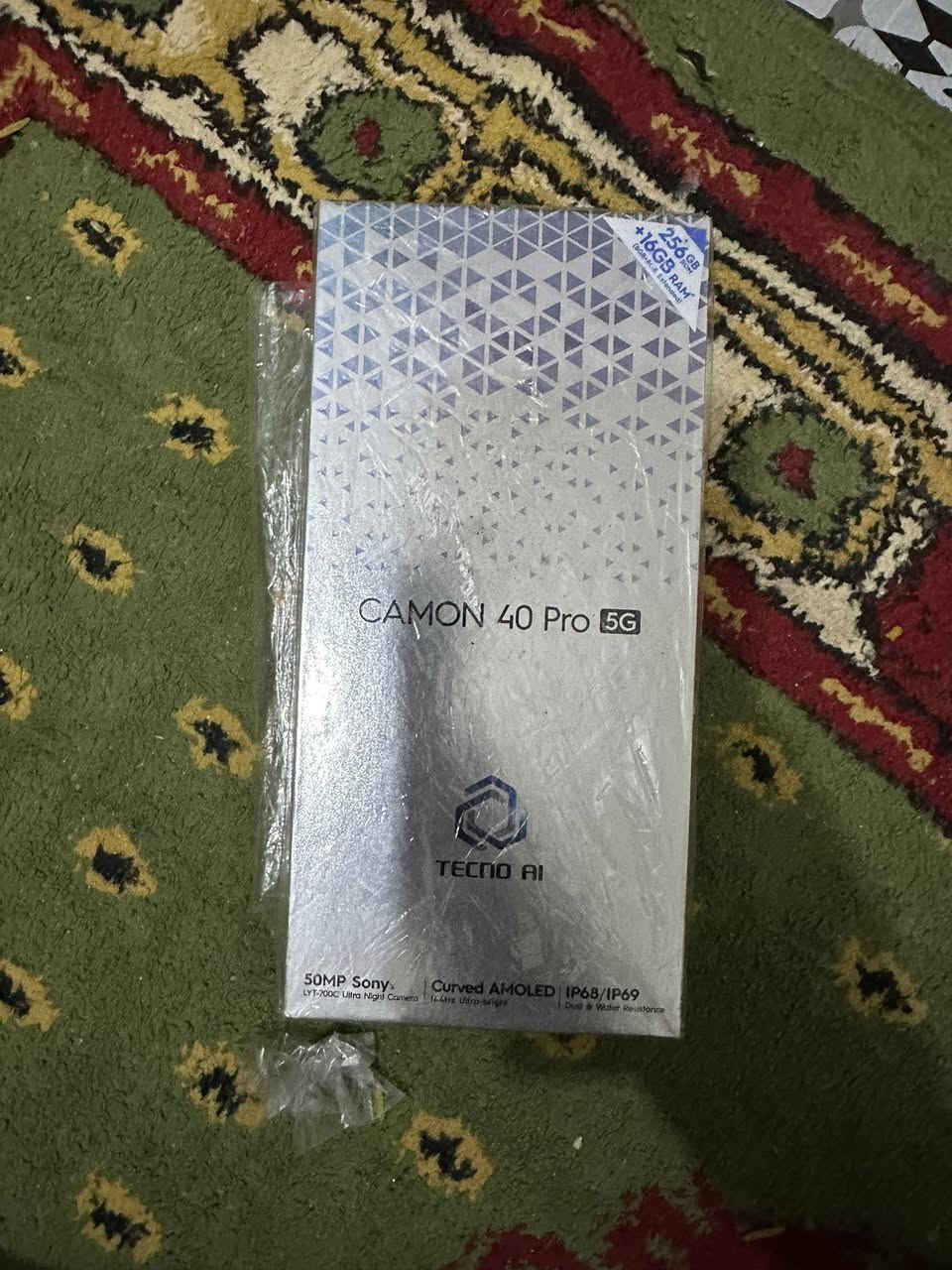 جهاز NO CAMON 40 Pro 5Gذاكرته 256غراظه كامله مكاني نجف استفسار خاص او ***********سعر.    225
