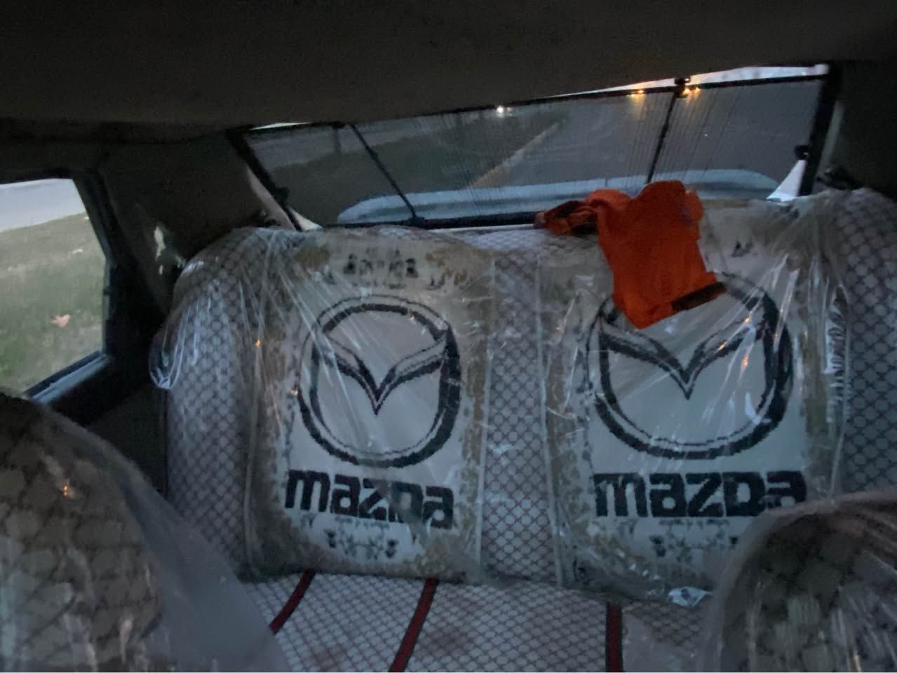 ازده 626 موديل 1990 رقم دهوك مميز  شرط تحويل وكاله محرك 12كابيرته محرك بي صرف كير شرط تبريد ويا السويج ❄️عليه غرامه 230الف مصبوغ عام جماليه سيارة مال بيت سعر 36 وبيه مجال مكان سيارة دهوك *********** دهوك, العراق
