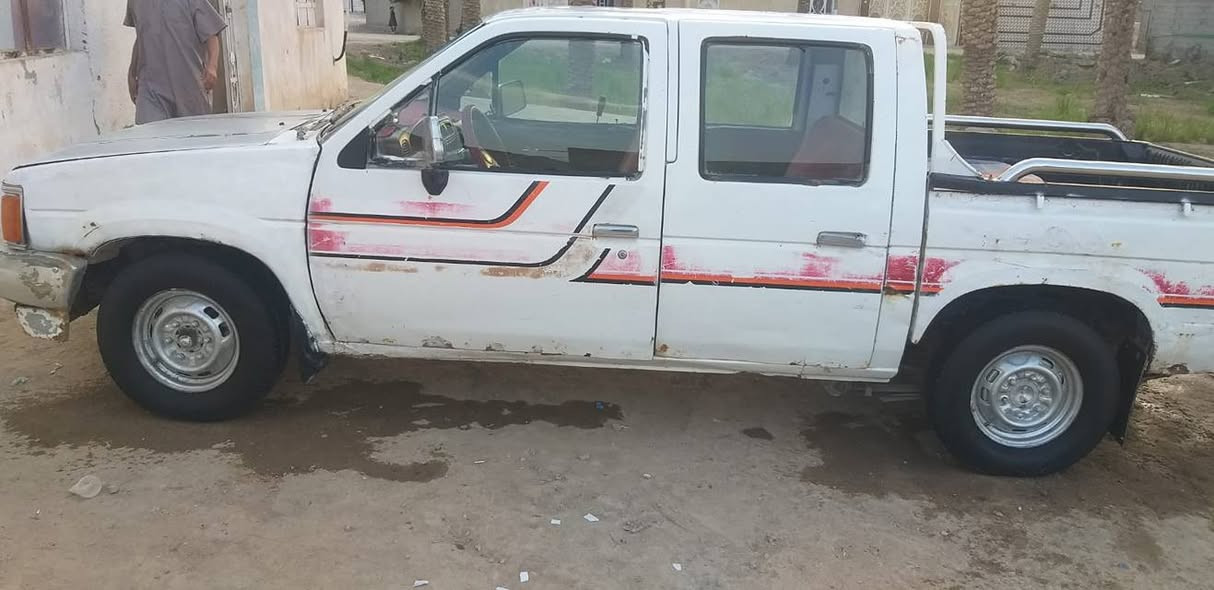 سلام عليكم سياره نيسان موديل 92محوره محرك وكير سته سلندر جاهزه حداديه تخم تايرات باتري جديد كهربائية كلها شغاله تحويل ثاني يوم ***********
