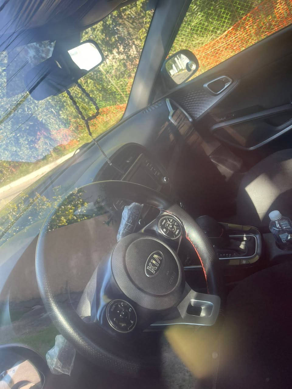 للبيع كيا صول موديل 2022 سياره جاهزه مكانهه بغداد حي العامل   سعرهه 140 وبيهه شي بسيط 
*********** بغداد, العراق
