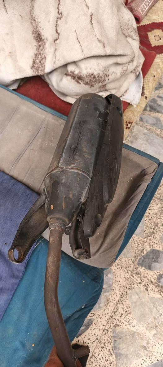 كزوز ماكس بلادي نضيف كاتم أي صوت ما بي مكاني بصره قبله لا يوجد توصيل ***********  
سعره 35 وبي مجال قليل
