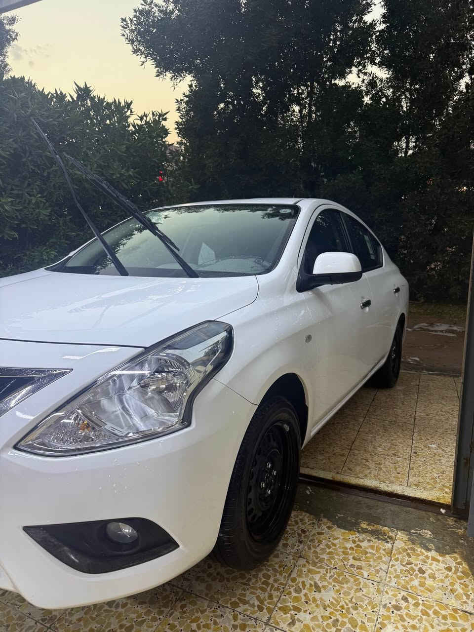 السلام عليكم 

للبيع نيسان سني 24 
كفاله رقم اربيل ب اسم شركة 
ماشيه 19 الف 
هندي بليته زركه 
السياره جديده 
السعر … 128 
للاستفسار … *********** البصرة, العراق
