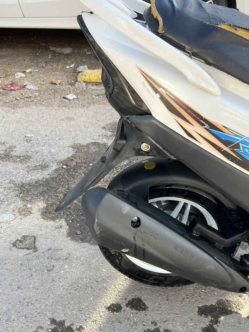 سلامً عليكم دراجه ماكس عدله شغاله مكينه تخبل ناعمه خير من الله للبيع مكاني بغداد البياع حي العامل سعر خاص الي يريدهه يتصل ويدلل ***********
