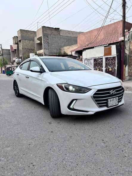 السلام عليكم 
هونداي النترا ٢٠١٧ 
للبيع 
حادثها جاملغ وبنيد
ايرباك ستيرن 
السياره كلها ليبل واحد نفسها القطع راجعه 
شاشه جبيره بصمه تدفئه بل كشنات
٣ انضمه قياده
اشاره ترحيب 
بصمه تشغيل 
صندوق ذكي 
ردار
السياره ماشيه ١١٤ ميل 
السعر ١٣٠ وبيها مجال بسيط 
مكاني بغداد 
***********
