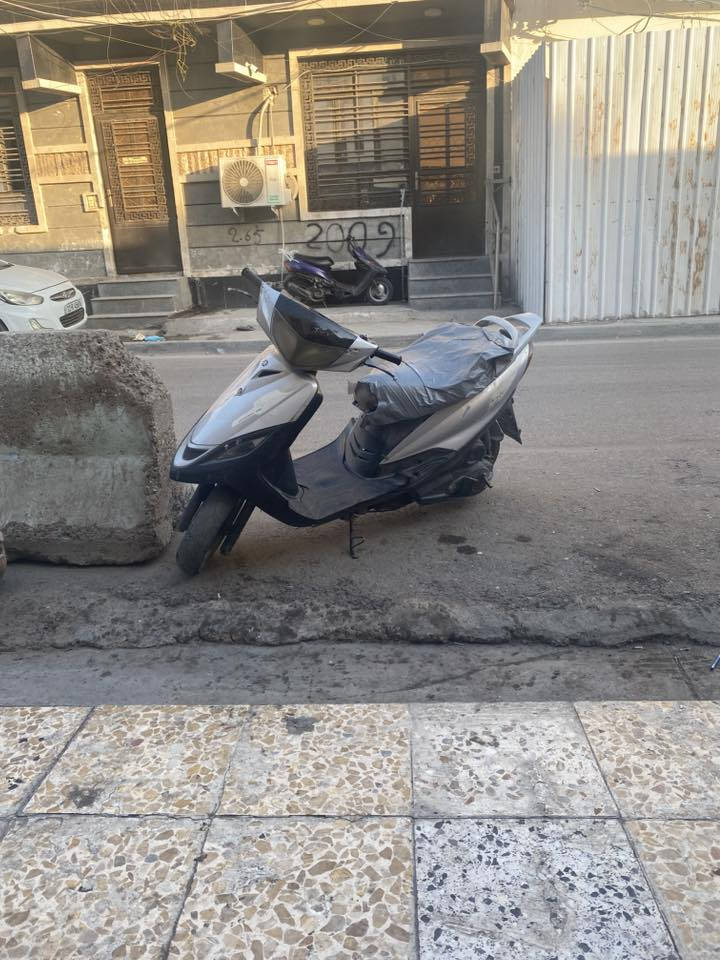 ماكس ١٤٠ كابريتر كاملة مكينه كفاله برغي ممفتوح بيها كابريته بلادية كهربائيات كاملة شغالة ب ٣٠٠ و بيها مجال مكاني كاظمية (ما متواجد عالفيس!) هذا الرقم ***********
