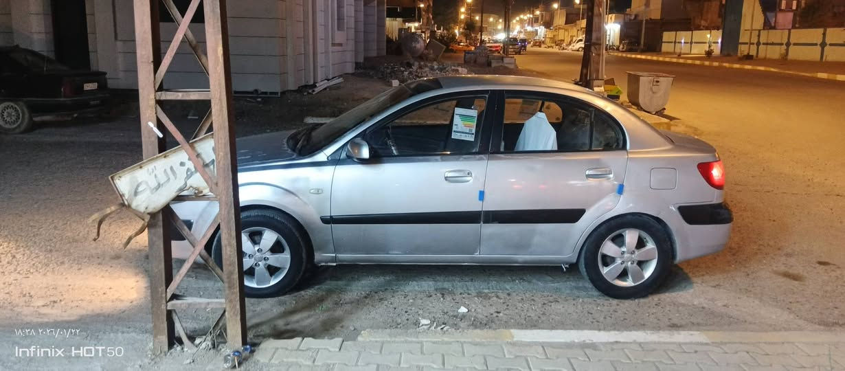 كيا ريو برايد خليجي ٢٠٠٩
محرك ١٦٠٠
فول مواصفات مري شفك تحكم ستيرن جهتين
السيارة بيها جراد بسيط 
السيارة بيه رش صبغ شبرين فقط 
اثر زحجة 
بدون ضربة بدون معجون السيارة كاملة ما بيها نقص برغي
تبريد شغال 

تدفئة هيتر بالكشنات 
السعر ٨٠ ورقة 

***********
