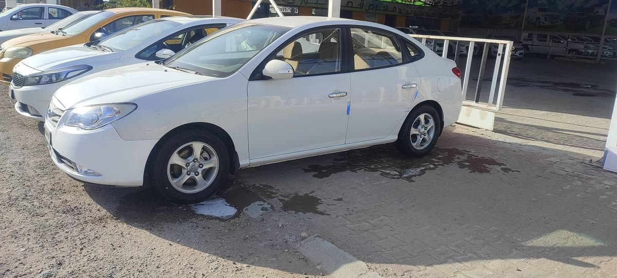 الانتره 2011 اربيل الماني محرك 1600 دكشن عالي مكفوله من الضربه والصبغ فقط جاملغ امامي مبدل  والباقي كفاله
السعر 107 وبيها مجال 
مكاني نجف *********** بغداد, العراق
