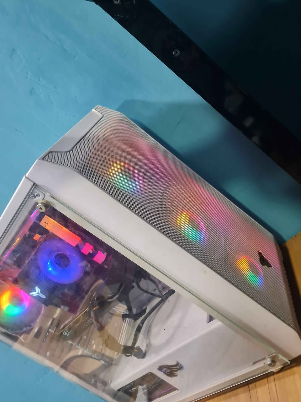 I5 11400f
H510 asus
2060 6gb gigabyte
Psu 650w Rgb
Ram 16 GB DDR4 3200 Rgb
Ssd m.2 1tb
Hdd 1tb

مكاني بغداد تقاطع درويش شهداء السيدية
***********توصيل موجود
مراسلة او واتساب بغداد, العراق
