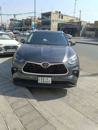 تويوتا هايلاندر  Toyota highlander 2022xle حادثها قطعه وحده فقط صبغ بد...