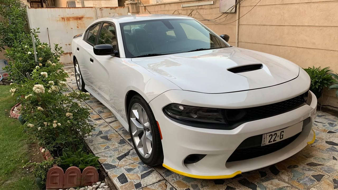 السلام عليكم
للبيع جارجر GT موديل ٢٠٢١
٦ سلندر ماشيه ( ١٧ الف ) حقيقي
رقم اربيل بأسم شركه
مواصفات السياره
٢ ويل 
جيتي اصل 
نظام سوبر تراك
شاشه جبيره كار بلي 
شفتات ستيرن
حساس خلفي كامره خلفيه
لايتات وبروجكتر زينون
ويل كب جيتي ٢٠
لويات موبار زرك رياضي 
كشنات جلد وكنتاره من شركه موبار طلب خاص جاي ويه السياره كشن السايق كهرباء 
السياره جديده بمعنه الكلمه وبدون اي نقص 
وعليه ادامه كامله
بلكات جدد 
صدر كامل جديد 
طخم تايرات جدد 
وبولش درجه اولى 
ماشيه ١٧ الف حقيقي وبعده بحاله الوكاله
السياره حادثه ٣ قطع
بنيد / جاملغ السايق / باب السايق 
بدون لغود او دواخل
السعر 228$ يعني ميتين وثمانيه وعشرين ورقه  وبي مجال بسيط للشراي 
مكاني / بغداد -البنوك - شارع الميثاق
رقمي / ***********
*********** بغداد, العراق
