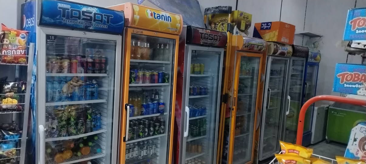 سلام عليكم اسواق للبيع العنوان براكيه شارع السبيس  ***********
