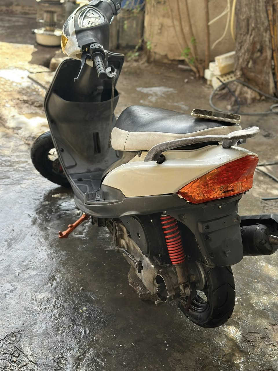 البيع دراجة علة اخر حباية مال جناي ختم واحد سعر 500 ***********
