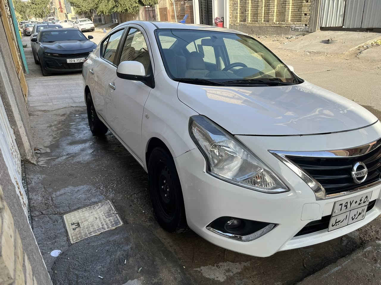 سلام عليكم نيسان سني هندي ام البليته الزركه موديل 2022 السعر 112 /*********** مكان السياره بغداد
