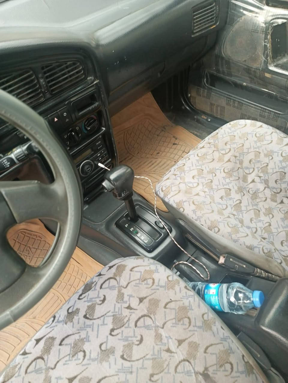 للبيع ألنتره  موديل ٩٤. كير اوتو   كهربائيات كله شغاله   محرك او كير  خير من الله  شرط التحويل   المكان العلم عوجيله   السعر ٣٤.او بيه مجال      ***********
