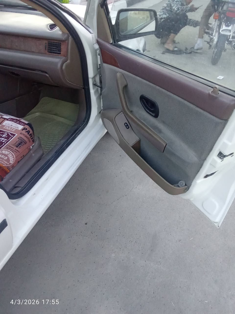 سمند موديل 10 رقم كربلاء باسمي مكينه كير تبريد خير من الله كهرباء كلها شغاله بيها 3قطع رتبتها للجماليه مكاني كربلاء طويريج سنويه شهر العاشر تنتهي يعني مداور مباشر السعر 36مجال بسيط  أبو جعفر الأسدي ***********
