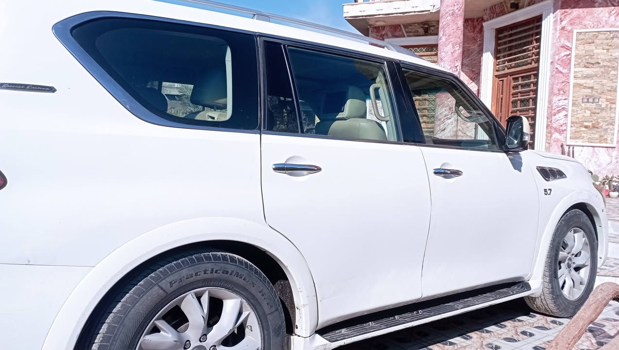 السلام عليكم
انفنتي qx56 
موديل 2013 رقم بغداد السيارة مكفولة كفالة عامة ماعدا الدعامية فقط  كشن خزن كشن تدفئة حساس امامي خلفي فتحة سقف 
كشن وسطي vip كشف خلفي كهربائي 
گير محرك مكفول السعر 160$  وبيها مجال للشراي 
مكان السيارة بابل 
التواصل اتصال او واتساب ***********
