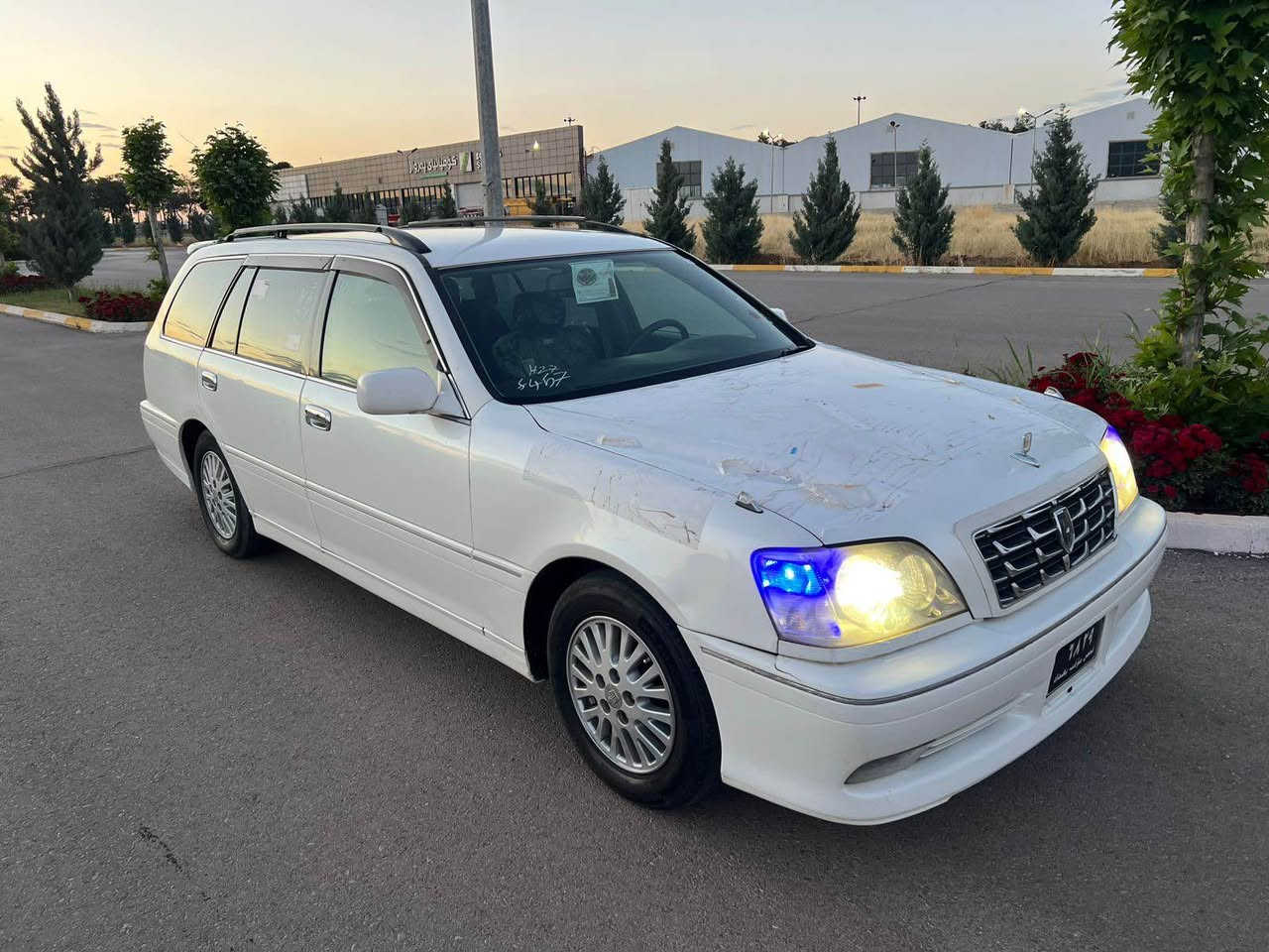 مەلیکەی موس 
مۆدل 2001
مەکینە VvT
1دوگمە 
سەیارەکە غازو بەنزینە 
دەعمو لیدراوی نیە 
گێرو مەکینەی بەشەرت 
تەقەو رەقەی نیە 
تەبرید ساردو گەرم ئیشەکا 
سعری کۆتای 42$گەڵا
0771.245.13.13 Singapore
