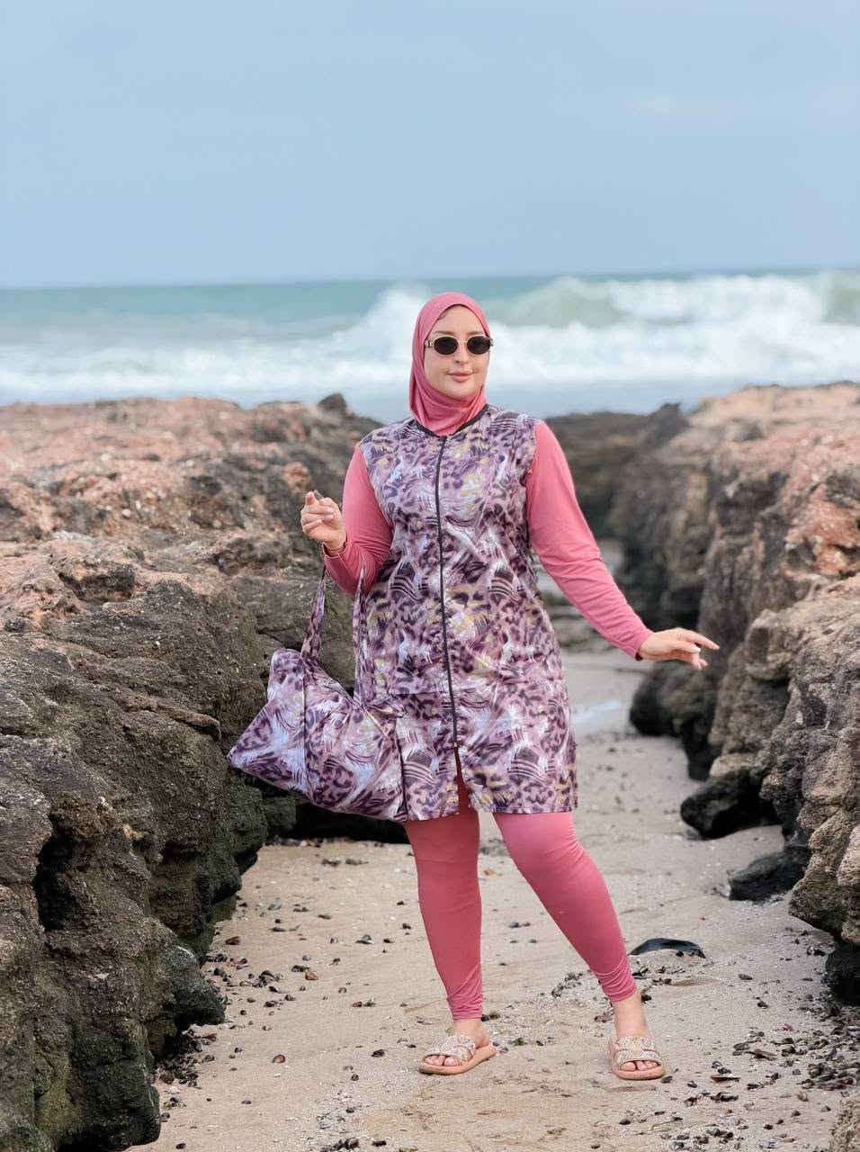 ✅ راحة وأناقة طوال اليوم 👗

إذا كنتي تبحثي عن الأناقة و ملابس سباحة محتشمة ومتوافقة مع قوانين الحجاب الإسلامي، فبوركيني طويل هو الخيار الأمثل لكي.

متكون من أربع 4️⃣ قطع
سروال
الفوق 
الصاك 
فولارد
 
🥰 ✅1ère qualité😍✅توب باش مزووق  

ألوان رائعة تلاءم جميع الفصول😍 

    S  M. L.   XL.    2XL. 3XL


**إذا كنت صاحب هذا الإعلان وتريد حذفه لأي سبب، رجاءا أرسل رسالة إلى الدعم الفني**