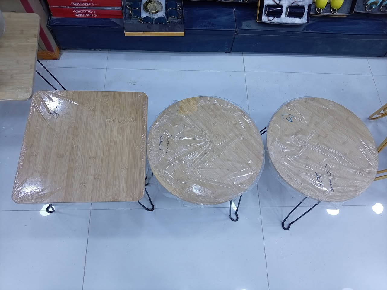 يتوفر طبلات خشب وكزاز درجه اولى.  مجمع على الشمري   شارع المكاتب    ماركت أحمد. الطابق الثاني
وكل الهلا


**إذا كنت صاحب هذا الإعلان وتريد حذفه لأي سبب، رجاءا أرسل رسالة إلى الدعم الفني**