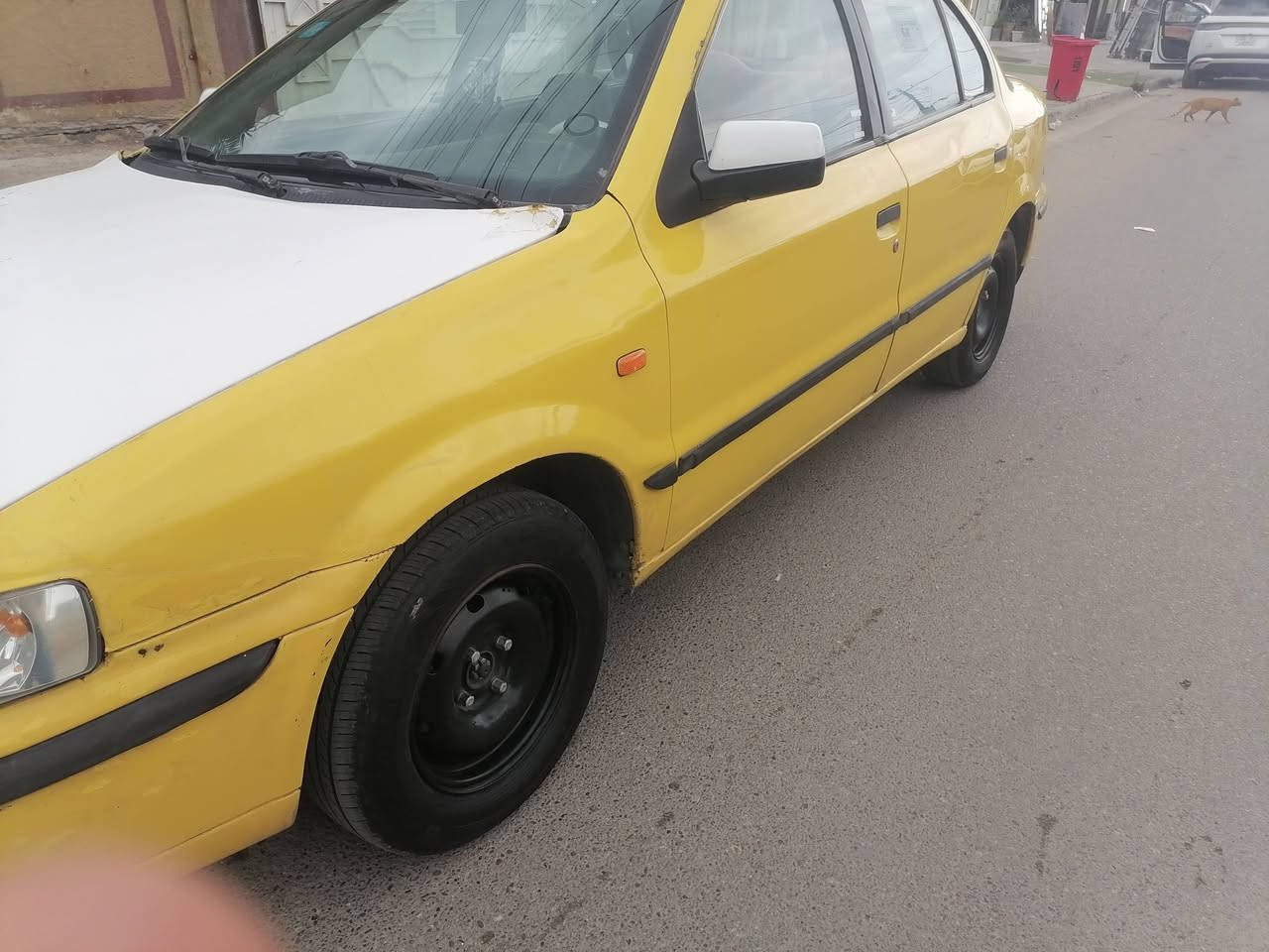 السلام عليكم سمند للبيع مكينه وكير وحداديه خيرمن الله هيئه وغرامات مصفره تحويل مباشر تبريد بس غاز شرط تخم تاير جديد السعر ٢٧ وبيه مجال قليل الشراي يتصل وبيه خير ودلل ***********
