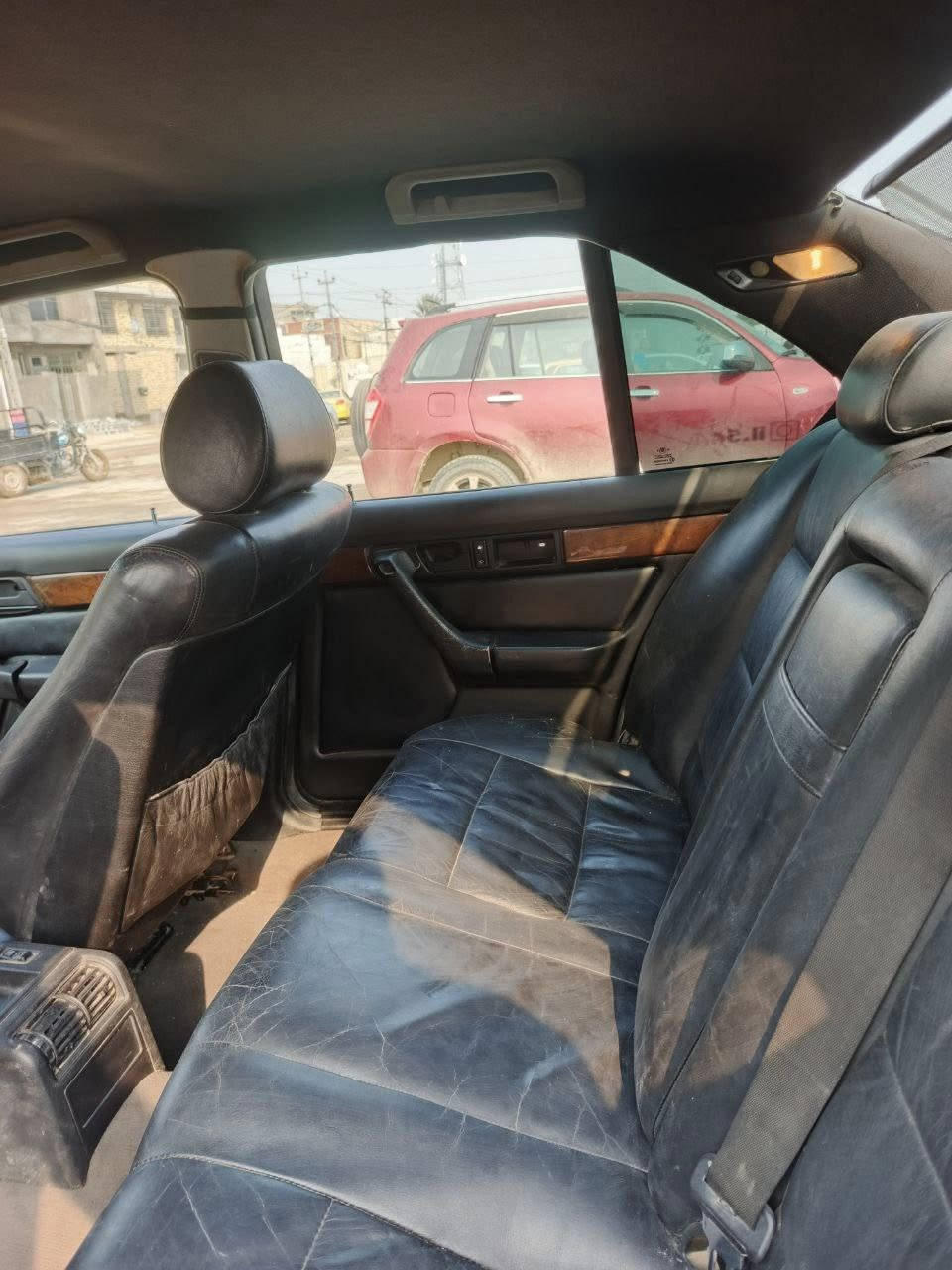 530  السياره  بلاديه من الدعاميه الكدام للدعاميه الوره السياره تراي وين ميعجبك وتفحص وين ما جان  ويل كب M كير  أوتوماتيك  السياره بلاديه  مصبوغة أثر جراد سنويه باسمي  هزه جديده السياره متعوب عليها كلشش   كت m كامل  زنون غاز     تفاصيل السياره  كلها بلاديه  مكاني ديوانيه وهاذا رقمي *********** (  السعر 75 ) وفيها مجال والشراي  بي خير ويدلل الشراي
