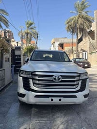 لاندكروز GXR 2022 شركة ساز ام التطبيق تلث شاشات  ماشية 20 الف حقيقي  م...