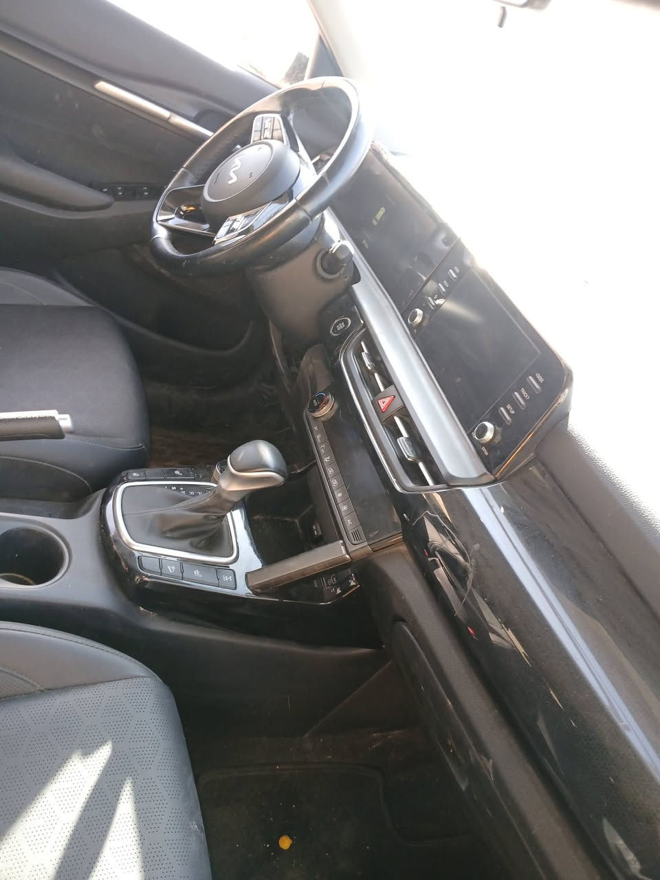 كيه سيلتوس موديل 24 للبيع فول مواصفات فتحه بصمه تشغيل عن بعد حادثه فقط الدعاميه وهنا بعراق نضربت بلبابتين مال السايق رقم التليفون ***********
