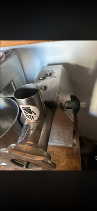 للبيع اصليه اوربيه وزن ثقيل للبيع 07728040555