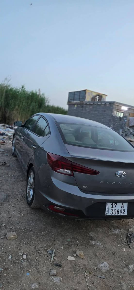 السلام عليكم النترا للبيع موديل 19 رقمها مثنى دولي سياره حره مداور ثاني يوم اجه حادثها من امريكا بنيد مبدل ومصبوغ ولجملغ بارد وبيها بعد باردات سعرها 117 وبيها مجال مكانها كربلاء ***********
