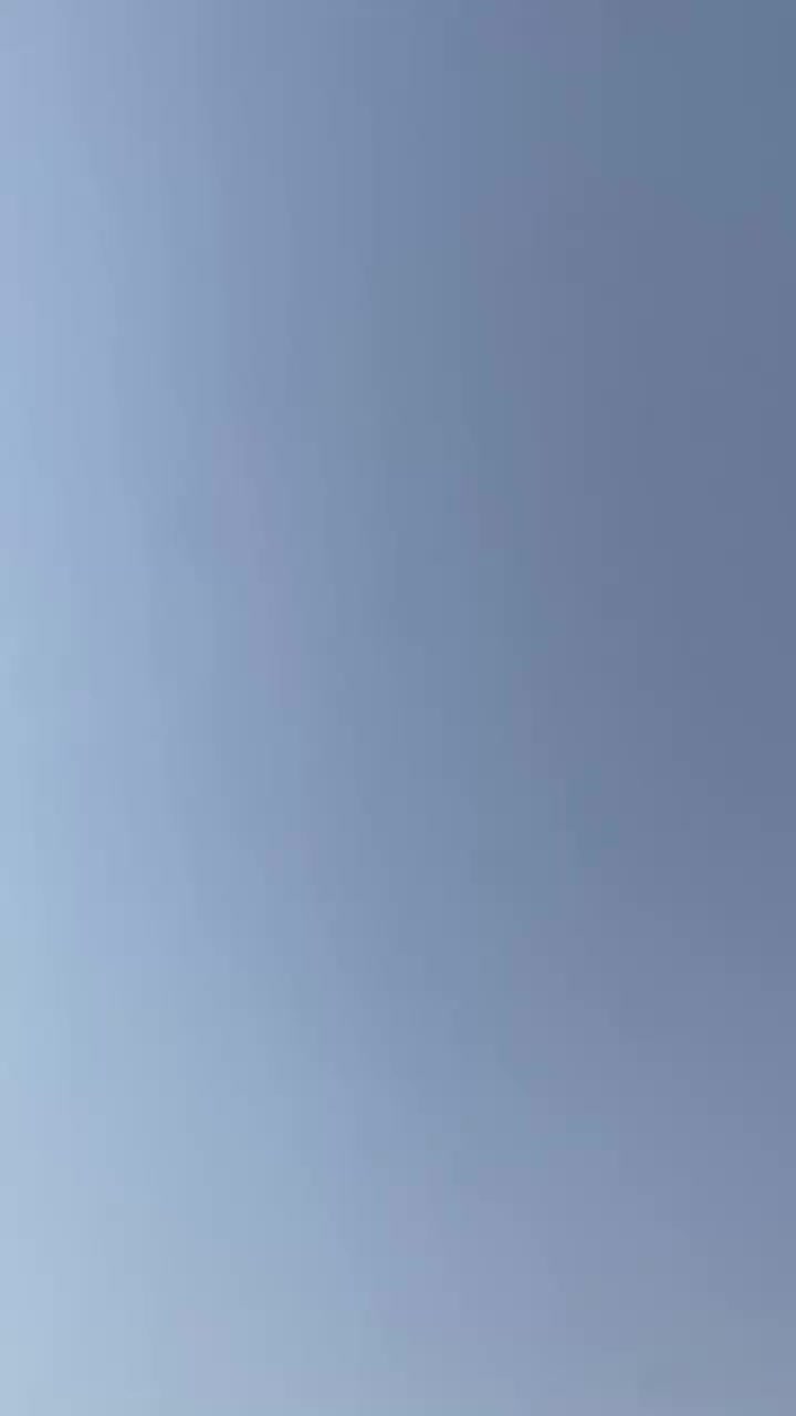 السلام عليكم 
كامري 21 حادثه موضح بالصوره فقط هاي والباقي كفاله من كلشي مكينه كير حادايه كفاله من كلشي 
رقم اربيل بسمي شرط التحويل  مكانه الديوانيه 
التواصل ***********
