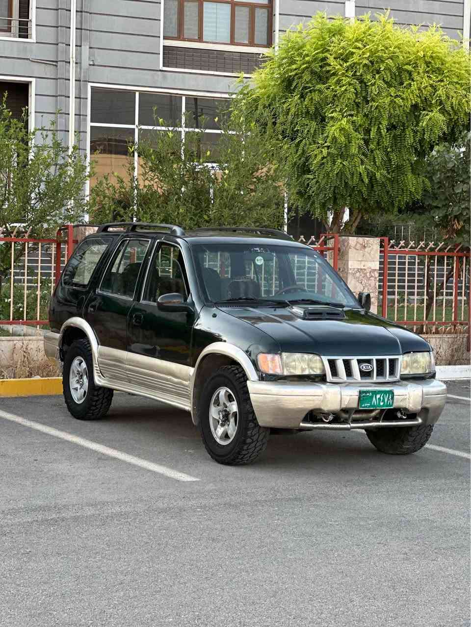 ماشاء الله له ماڵی هەموولایەک 
KIA SPORTAGE 2002
مەکینە ٦ بستۆنی بەتەی لەسەرە 
تۆماتیکە گێڕو مەکینەو کارەبای بەشەرت 
تایەکانی ئۆفڕۆدە تازە بۆیاخ کراوەتەوە 
زۆر پوختو خاوێن ماوە دەحمو لێدراوی پێوە نییە 
بەنزین زۆر کەم دەخوا سەنەوی بەخدایە بە هەدیە دەتدەمئ  بۆ زانیاری زیاتر ***********
فایبەر .وەتسئەپ رانية, السليمانية
