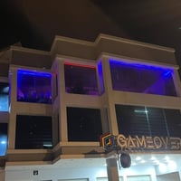 بناية تجارية • شارع خريسان • ٤٠٠م