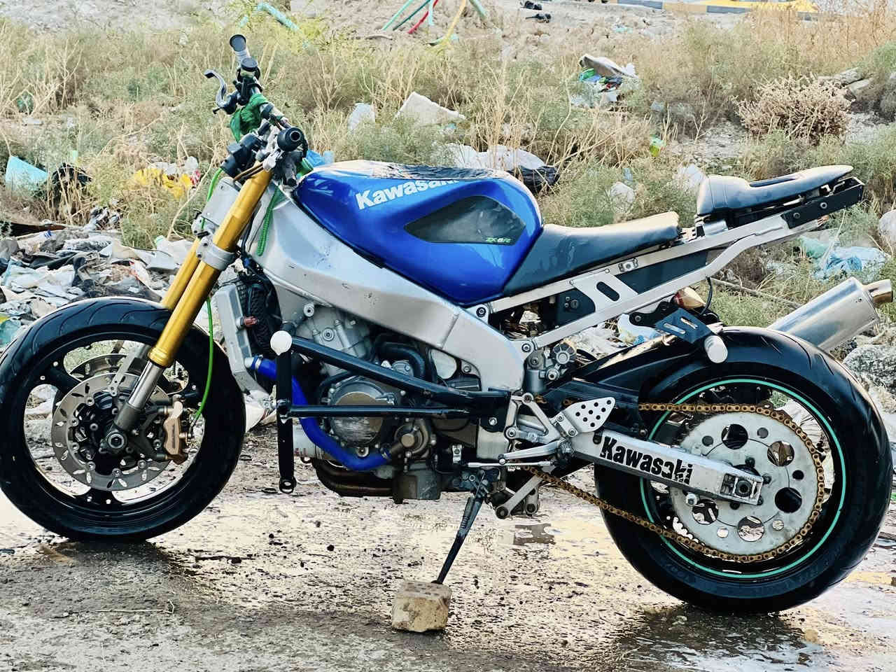 السلام عليكم كاوسكي 636  2004 مكينه مكفوله دراجه نضيفه بس عايزه شغلات قليله كلش وما فارغيلهه مستعجل علا بيعتهه مكان بغداد الزعفرانيه ولشراي بيه خير ويدلل ***********
