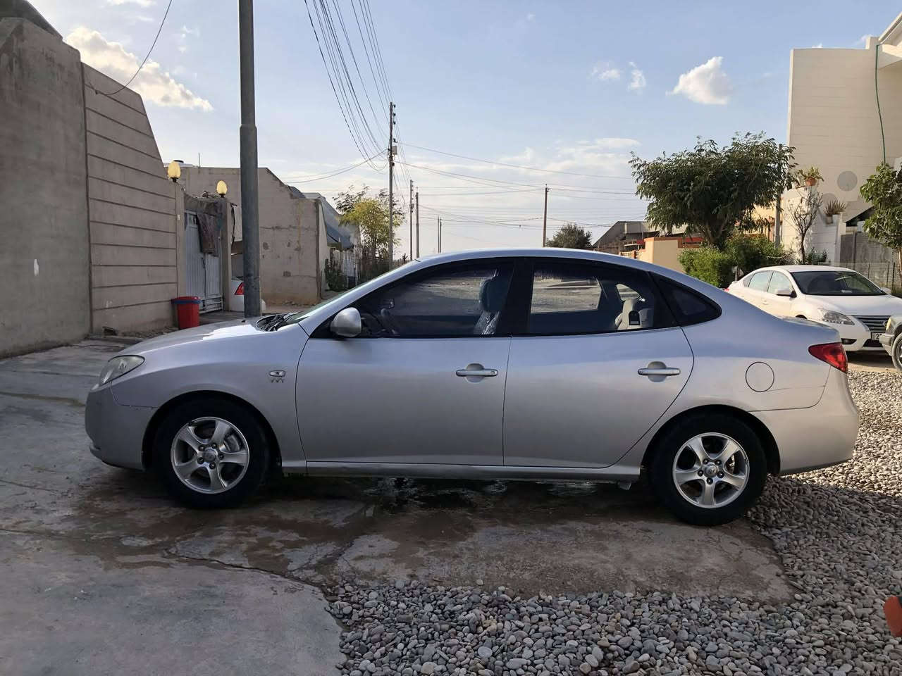 سڵاوی خواتان لێبێت ئاڤانتی 2007لۆکە سەیارەکە هین ماڵانە بۆ فرۆشتن  بەشەرتی داروو بەرد  سەعری 47گڵاو مەعمەلە ژم ***********
