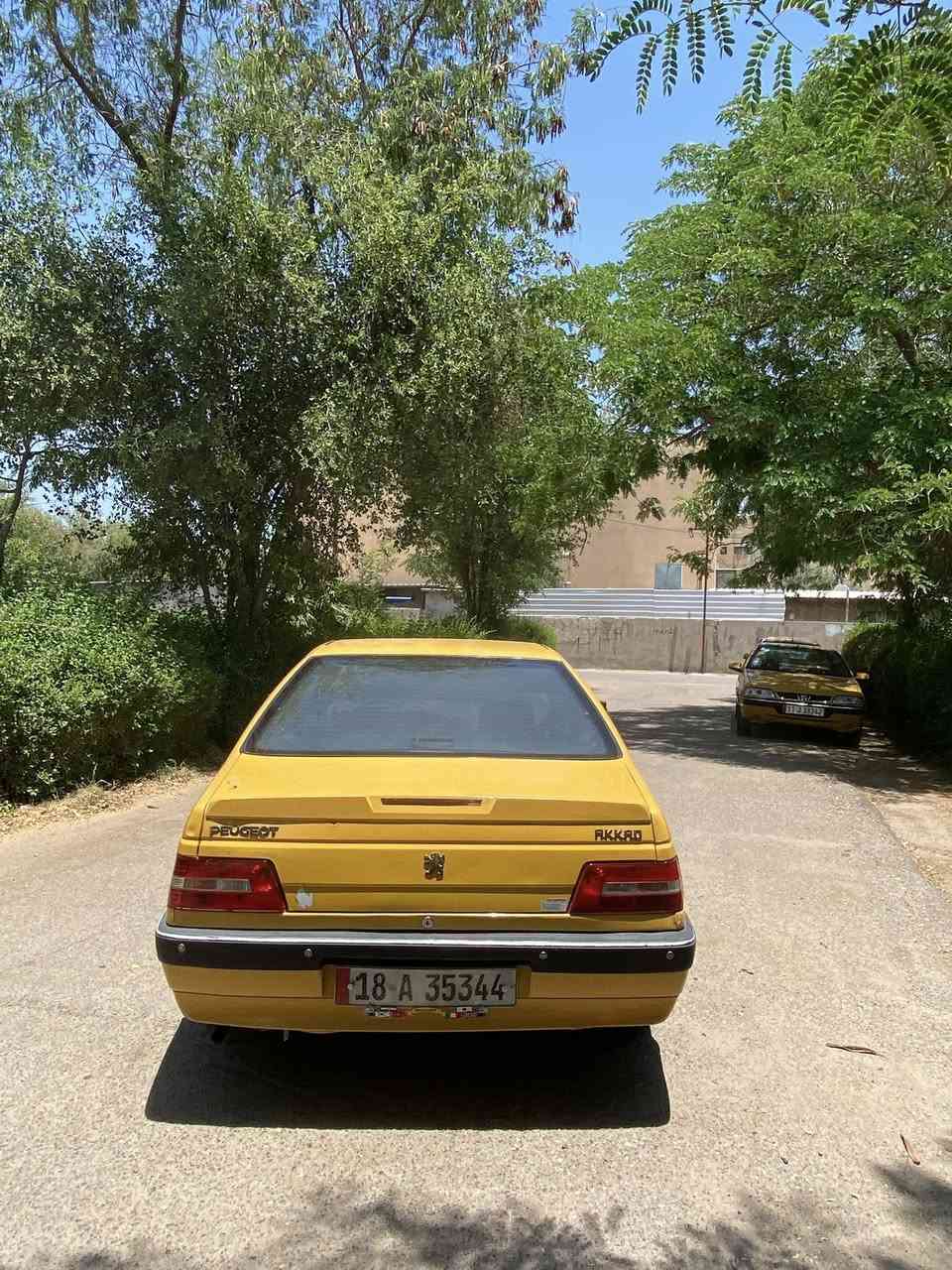 بيجو اكد 2016 بسمي سنويه جديد سياره مكفوله من الضربه مكينه وكير جدد سيار بعد احله من الصور بيه بس صبغ بل جاملغ الخلفي فقط الباقي كفاله المكان بغداد التاجيات *********** السعر 35
