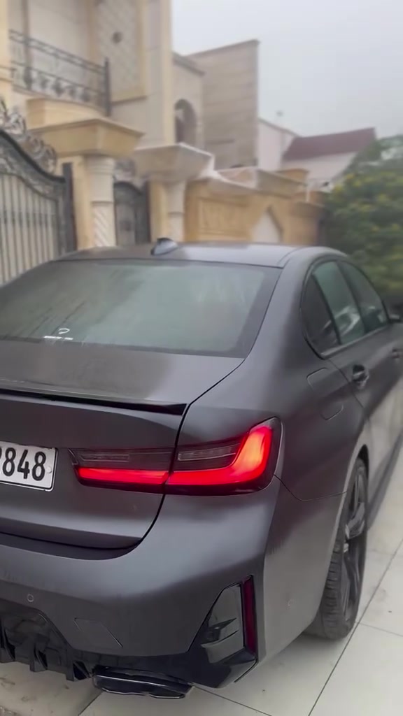 السلام عليكم للبيع فقط
BMW  
حجم 330
موديل 22
ماشيه 62
وارد امريكي 
بيه جاملغ خلفي ايمن وقبغ الصندوك
بارد بسيط بالبنيد
بدون ايرباك
رقم اربيل تحويل مباشر 
السياره جاهزه بدون اي نقوصات
مغلفه PPF 
مكان السياره بغداد تحويل مباشر 
اخوان اختصرت المنشور لان مواصفاته كثيره
 والسياره فوول من حساس التاير لفتحة السقف
داخل قيسي بلادي 
وطبعا عليه كت M باكج 
وكشنات كهرباء مري كهرباء 
داخل جلد 
وهواي مواصفات 
صورة الحادث مع الصور بالمنشور 

السعر ب255$ ورقه وبيه مجال بسيط
واي استفسار اني حاضر

***********

***********

( محمد الصعب )
