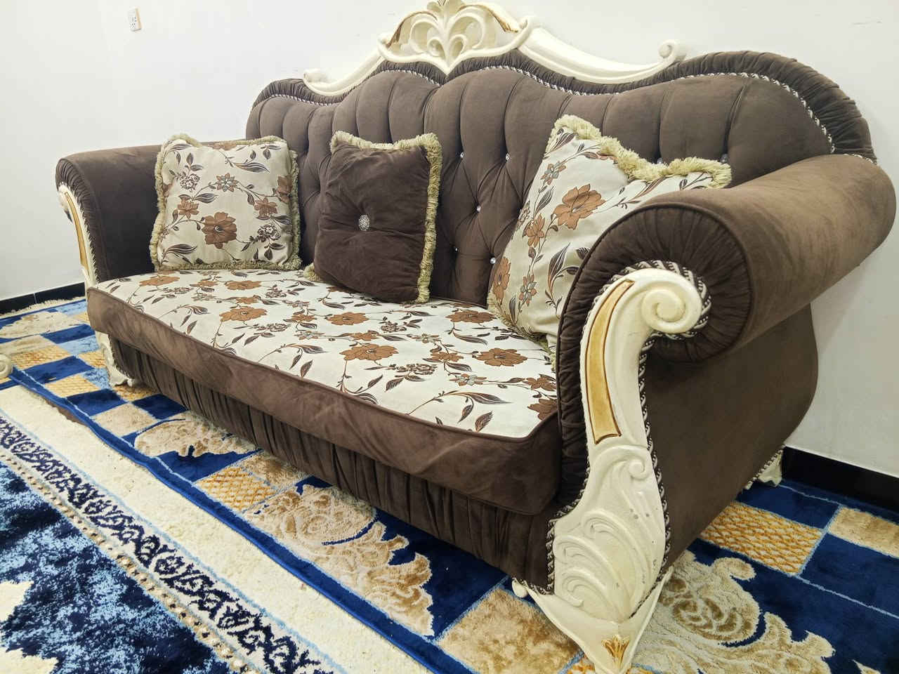 تخم زان تركي درجه اولى 10 مقعد النظافه النظافه 100 المكان بغداد التواصل على هذا الرقم واتساب اتصال ***********
