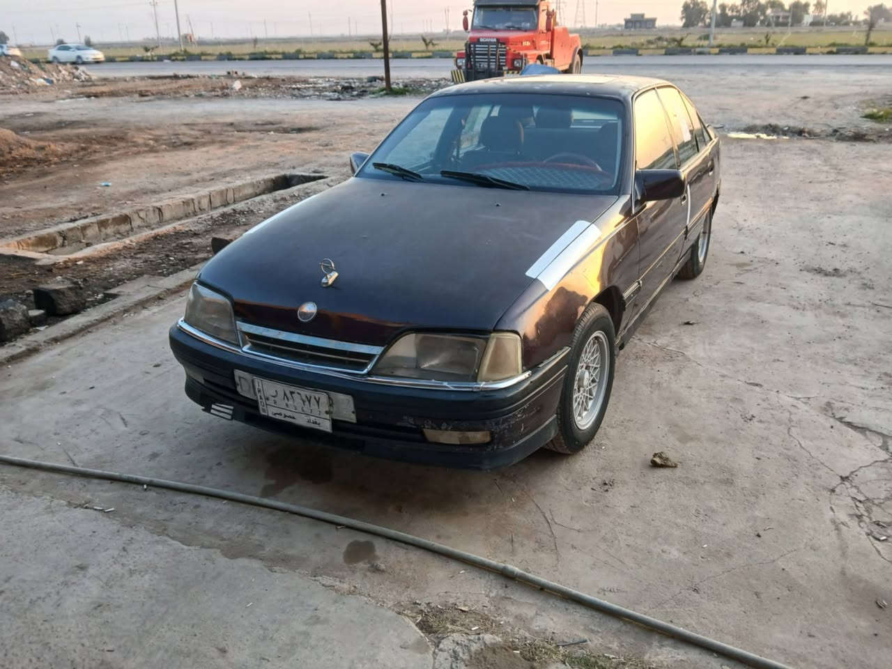 السلام عليكم مكلف بل نشر
اوبل أوميكه موديل 1991 كير محرك ٢٠٠٠ نوزل شرط تحويل مباشر تايرات صدر أمامي واخلفي نص عمر سنويه عضم عاج رقم بغداد  سعرها ٢٥ وبيها مجال
***********
