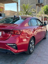 كيا فورتي 2019 الون ماروني موصفات السيارة نص فول تخم تاير جديد محرك خي...