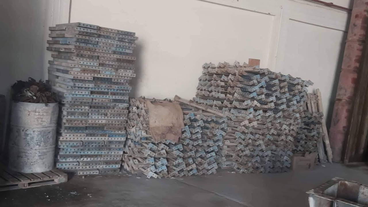 سكله الكرار للبيع وتأجير قوالب الدنك المربعه  والدائري والجدران وفخات الرباعيةوبيع عوازل الصب
***********
***********
***********
العنوان حله مقابيل الحي الصناعي شارع الكبان منطقة كراغول
