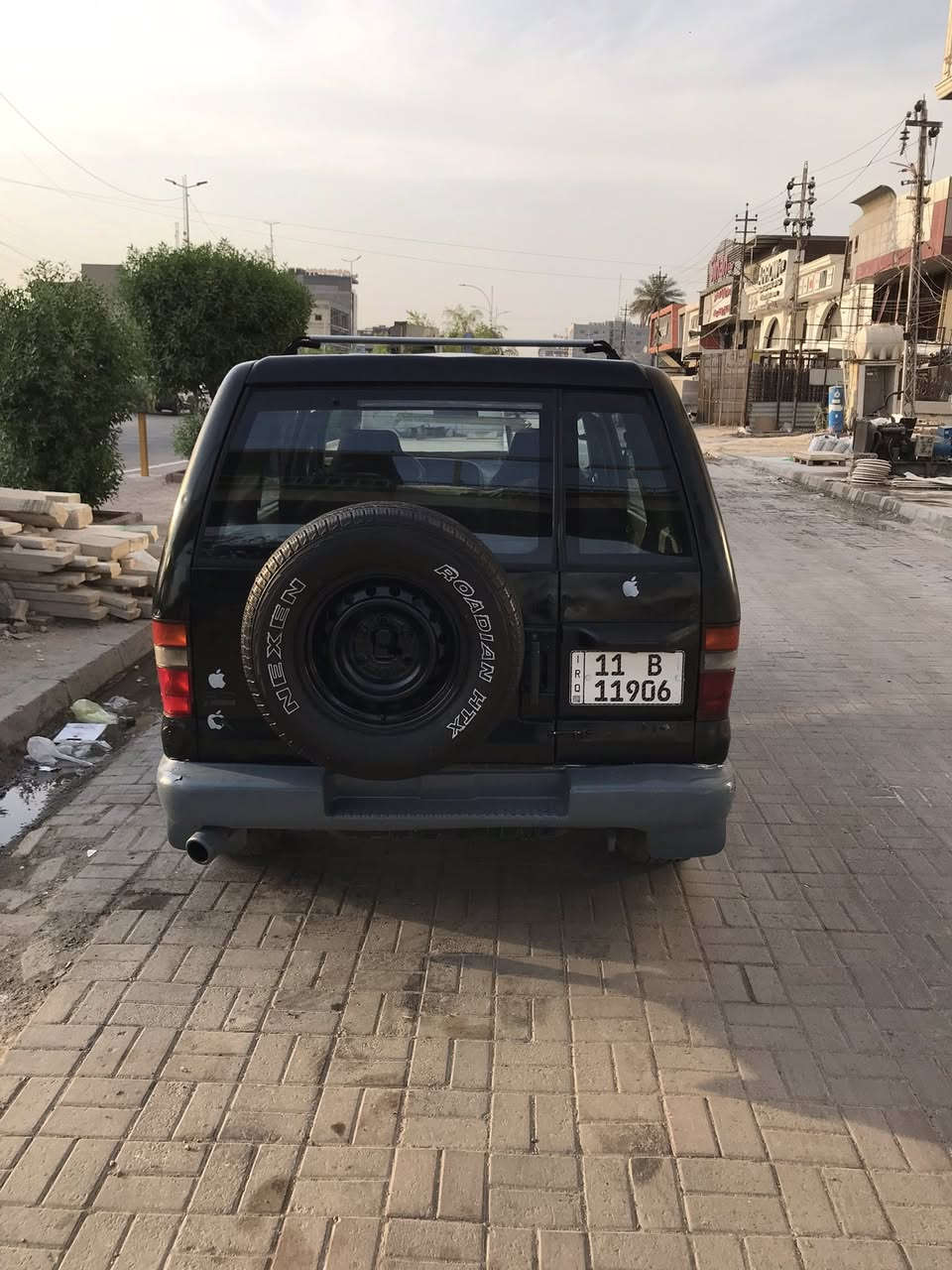 سلام عليكم سيارة للبيع ازوزه ياباني موديل ٩٦ محرك بطه ٣٠٠٠ الاف سياره بسمي سنويه لحد ٢٧ ماعليها غرامات وهزه جديده رقم دولي بغداد 
عنوان بغداد المنصور 
رقم
***********
سعر ٤٠ ورقه
