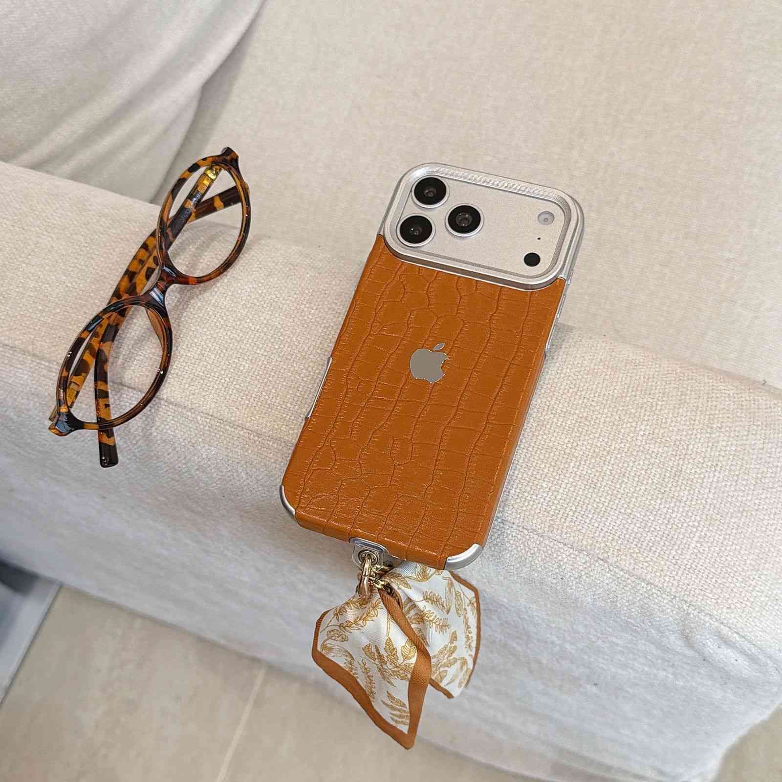 #حافظات_أيفون 🔥

بكج كامل لكل موديلات الايفون ⭕️
ستيكرات بأشكل متنوعه وجميلة تلبي جميع الاذواق 🔥

📍شارع الهوى / مقابل فلافل دربي


**إذا كنت صاحب هذا الإعلان وتريد حذفه لأي سبب، رجاءا أرسل رسالة إلى الدعم الفني**