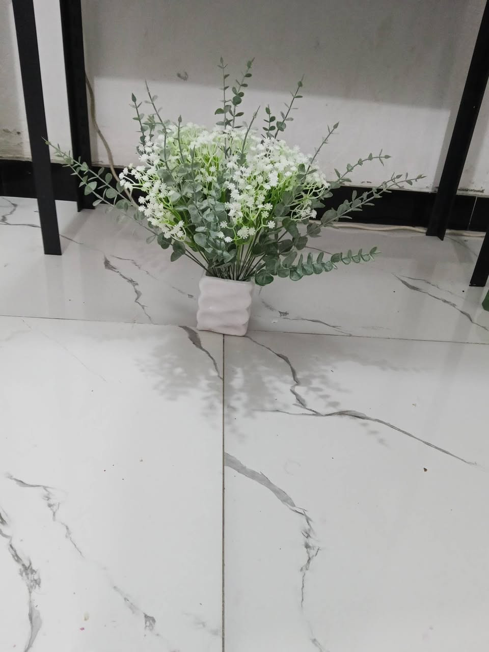 السلام عليكم شباب أغراض منزلية وحدائق ايباد تيلسكوب ورد اغصان كرسي هزاز كرسي كيمنك كلشي بلصور موجود باسعار مناسبة الشراي يتواصل ***********
