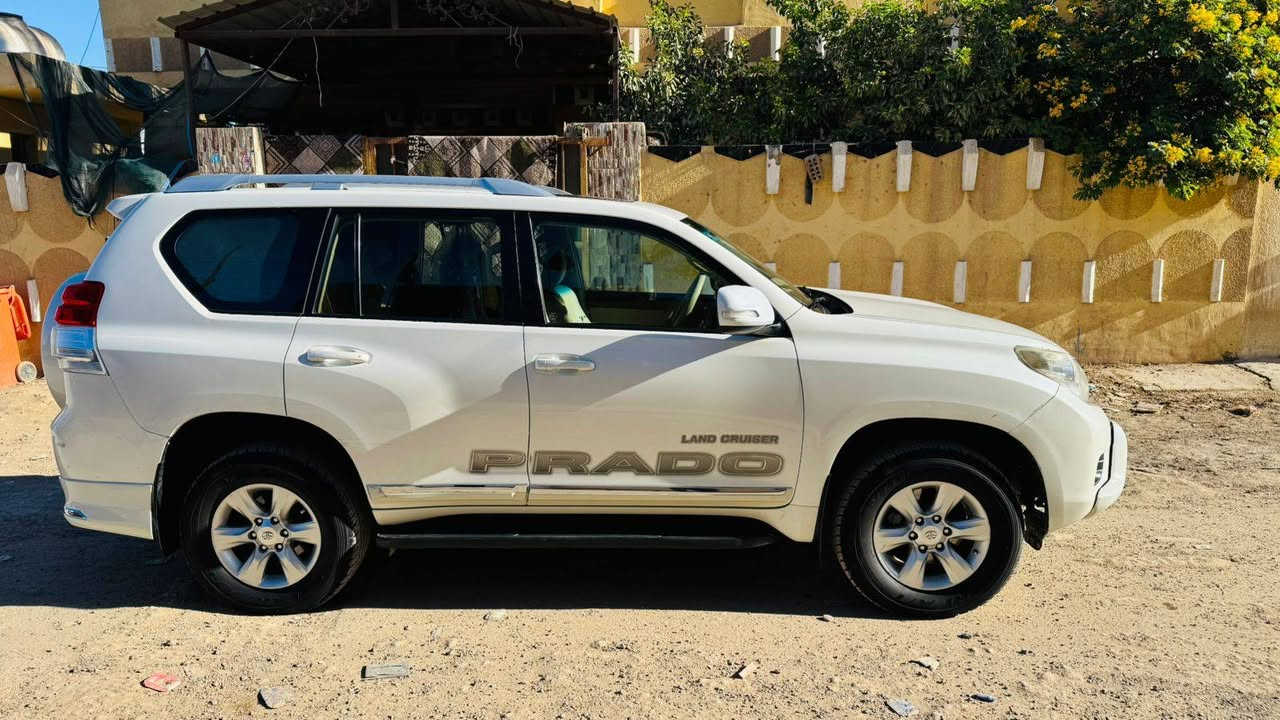 سلام عليكم للبيع برادو 
موديل 12.      سعر ٢٥٥ بيه مجال 
فول مواصفات كويتي 6 سلندر 
مكفول من صبغ سونار مرفق ويه صور 
استفسار اتصال ***********
