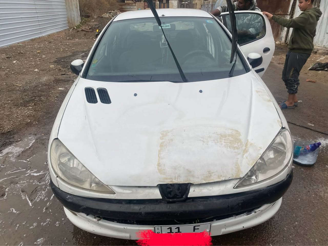 سلام عليكم متاح بيجو فرنسي حجم 206موديل 2008رقم بغداد دولي بأسمي تحويل ثاني يوم هزه جديده سنويه لل30 اخواني سبق ونشرته مكينه خير من الله كهربائيات كله شغاله ابيع على وضعيته احسبه مكلوبه احسبه متجايه لتجي وتكلي اشبيه راح اذكر النواقص واذا تريد تشتري تعال اخذ اكفلك بس تحويل غير هذا ابيع كوم حديد حديده واربع تايرات 
النقوصات حشاكم من النقص/عندي هاي بالصوره الرون هيج ما اعرف شنو السبب ابيع على هاي الوضعيه زوج ارقام وسنويه وتحويل بأسمي حصراً 
تايرات تعبانه+مشط استيرن ايذب دهن+صدر الخلفي بي طكطكه+بيه نوزل واكف اشويه ترتره+هذني الظربات الي مأشر بالصور مكاني بغداد السعر 23قفل فقل قفل رقمي بي واتساب او على الخاص موجود(***********)ملاحظه اخواني الاعزاء اقره المنشور زين يله اتخابر بغداد, العراق
