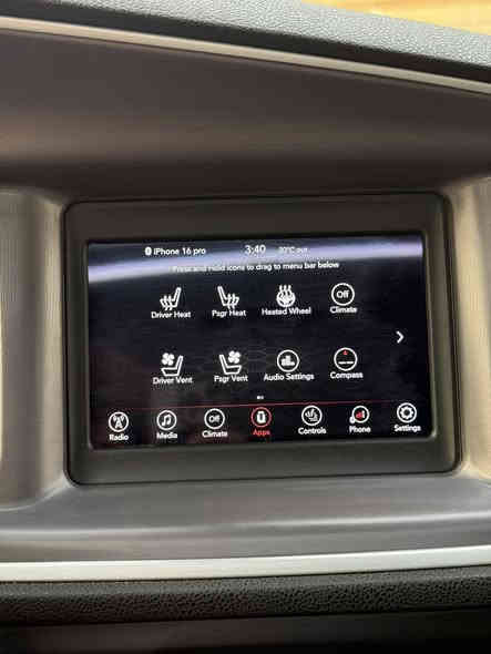 دوج جارجر sxt plus 2022 للبيع
كشر السياره كلين ( الحادث بل تاير ) 
واكو رصعة بـ طارف البنيد 
محرك 6 سلندر ( 3.600 )
عداد المسافة … 67٫260 mi
 ⭕️مواصفات السيارة : 
——————————————
🔹كشنات جلد ( تدفئة + تبريد ) 
🔹كشنات الخلفية تدفئة 
🔹فتحة سقف سلايد روف 
🔹تشغيل عن بعد 
🔹كشنات الامامية كهرباء
🔹كير 8 نمر 
🔹بصمات عدد 2 
🔹 عدسات جديدة Xenon
🔹 تايرات الامامية جديدة Nexen

السعر 278 ورقة 
📍بغداد شارع حيفا 
📞  ***********
