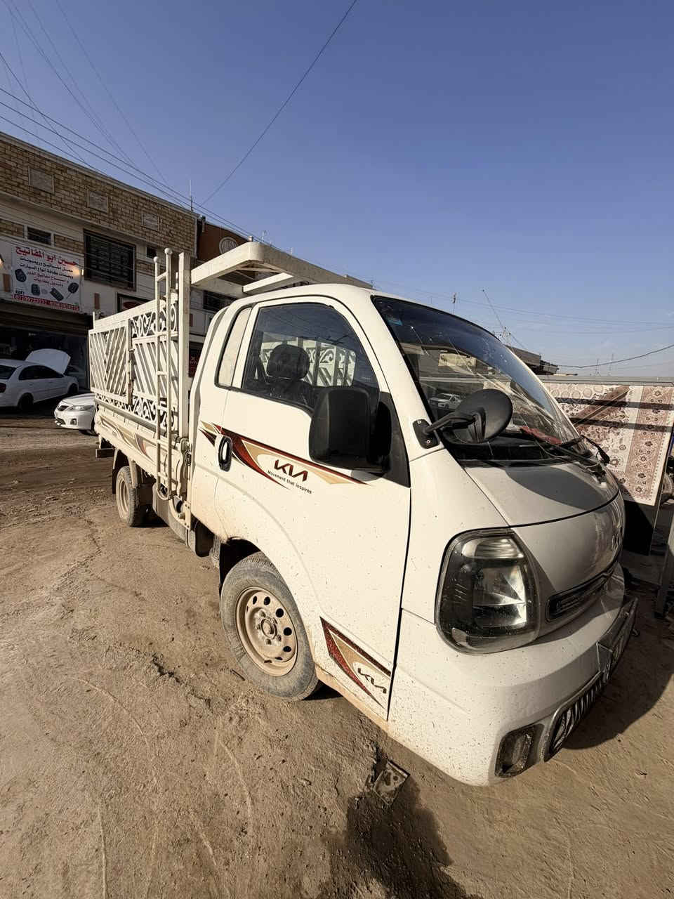 ملاحظة @@ مكلف بالنشر رقم صاحب السيارة هذا ***********
بنكو 3 محرك 3000 مسكر موديل 2004 محدث شكل 2024 
رقم بغداد انكليزي مكانها بغداد بأسمة تحويل ثاني يوم 
مكينة كايمة 
السعر 60 ورقة 
للتواصل الرقم اعلاه
