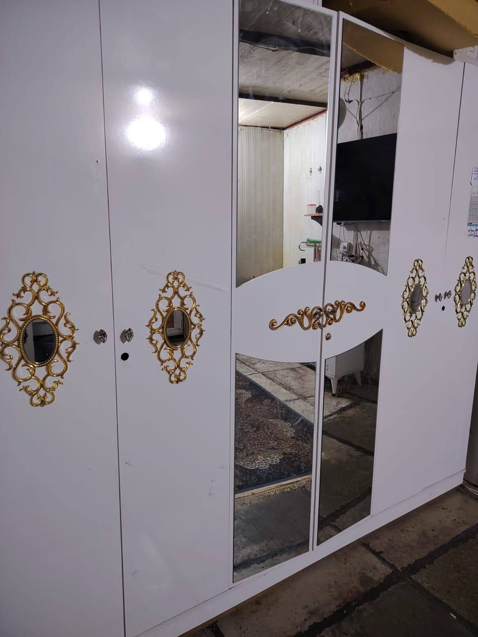 السلام عليكم غرفه نوم تركيه كامله للبيع العنوان بغداد حي حطين شارع السجاد متكونه من 7 قطع كنتور وجربايه وميز وميز مراية وكومديات 2 ومراية
وتوجد ثلاجه ما بيها نقص الفوك تجميد للتواصل خاص او واتساب او اتصال 
السلام عليكم غرفه نوم تركيه كامله للبيع العنوان بغداد حي حطين شارع السجاد متكونه من 7 قطع كنتور وجربايه وميز وميز مراية وكومديات 2 ومراية *********** بغداد حي حطين
